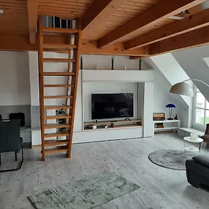 Elke Lichtenau Apartment