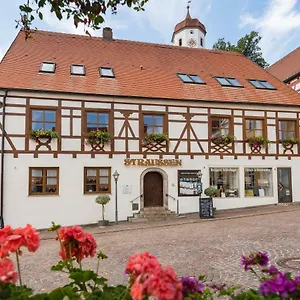 Hotel Hotel-restaurant Straussen, Harburg (Bavaria)